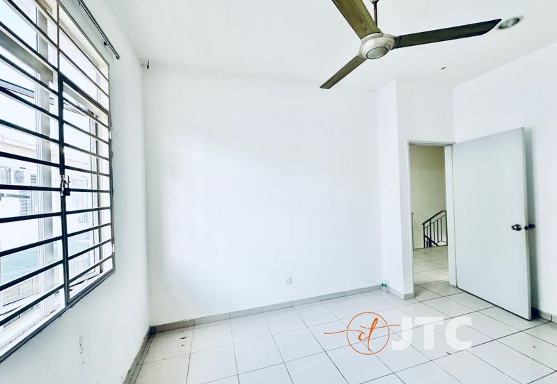 Jalan Setia Indah U13/10A