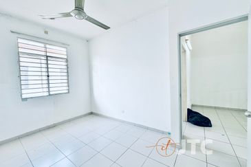 Jalan Setia Indah U13/10A