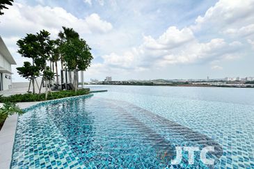 Sunsuria Forum @ 7th Avenue