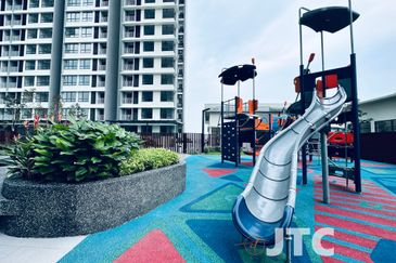 Sunsuria Forum @ 7th Avenue