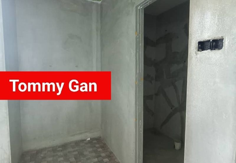 Pusat Perniagaan Raja Uda