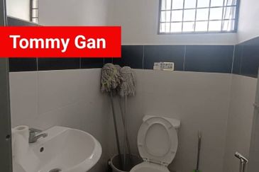 Juru One City @ Simpang Ampat Shoplot 1300sqft 1st Floor Office Renovatad For Rent