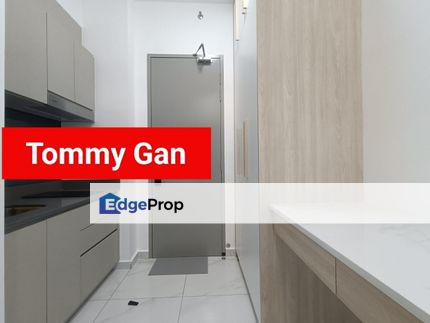 Sinaran @ Utropolis 883Sqft Studio Fully furnished Nice Unit Full House Built-in, Penang, Batu Kawan