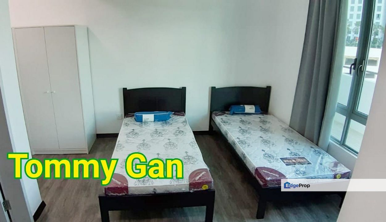 CHEAPEST DEAL !! BELOW BANK VALUE 829sq.ft Freehold 3-Room Renovated Full furnished! Best Selling Free Legal Fees , Penang, Batu Kawan