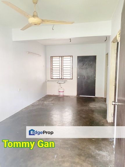 Halaman Seroja @ Batu Kawan 2-storey Terraced 721sqft 3R2B For Rent, Penang, Batu Kawan