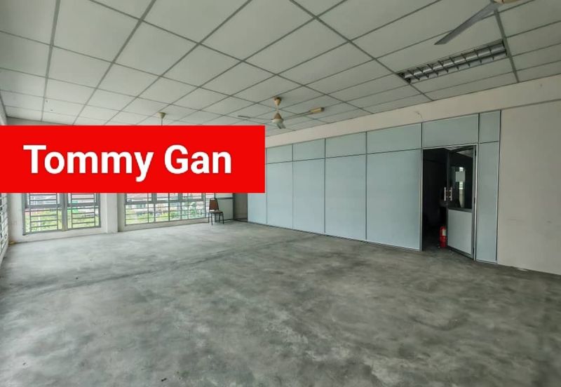 Kawasan Perniagaan Simpang Ampat