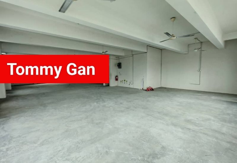 Kawasan Perniagaan Simpang Ampat