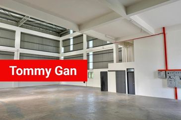 Brand New Light 4,935sqft Palmera Industry Corner unit For Rent | 全新轻工业 4,935 平方英尺 Palmera 厂房角落单位 [出租] 