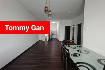 Singnature tree @ Permatang Pauh 1000sqft 3R2B High Floor Partially Furnished For Rent