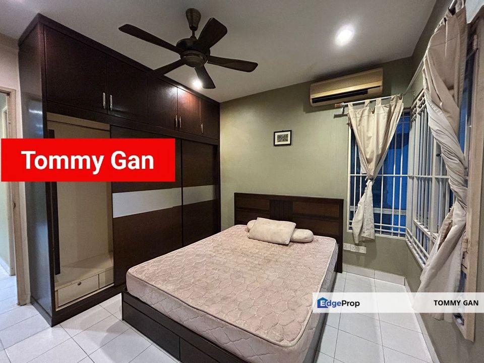 Park View @ Harbour Place 883sqft Freehold 3-Room Nice Unit Got Renovation, Penang, Butterworth