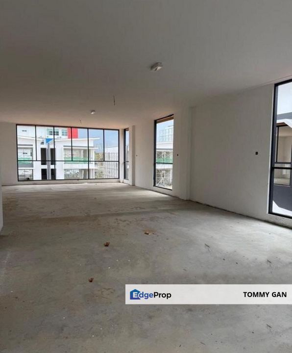 𝟮 𝙎𝙩𝙤𝙧𝙚𝙮 𝙎𝙚𝙢𝙞-𝘿𝙚𝙩𝙖𝙘𝙝𝙚𝙙 𝘾𝙤𝙢𝙢𝙚𝙧𝙘𝙞𝙖𝙡 𝙎𝙝𝙤𝙥𝙡𝙤𝙩 @ 𝙎𝙞𝙢𝙥𝙖𝙣𝙜 𝘼𝙢𝙥𝙖𝙩 𝙁𝙊𝙍 𝙍𝙀𝙉𝙏, Penang, Simpang Ampat