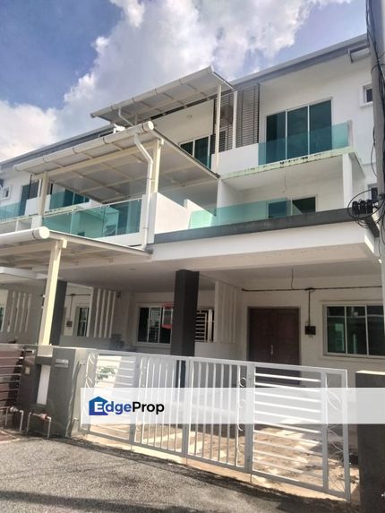 3 Storey Terraced 5Bedroom5Bathroom for rent, Penang, Sungai Puyu