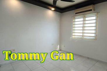 Cheapest Price!! Taman Ampang Jajar Butterworth Apartment 646sqft for Sale Freehold 