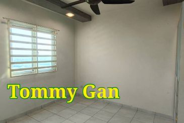 Cheapest Price!! Taman Ampang Jajar Butterworth Apartment 646sqft for Sale Freehold 