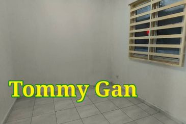 Cheapest Price!! Taman Ampang Jajar Butterworth Apartment 646sqft for Sale Freehold 