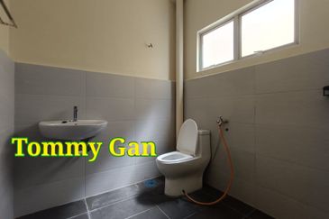 Taman Cassia Tengah @ Batu Kawan 2-Sty Terraced Renovated 1233sqft 2R2B For Sale