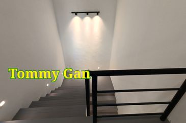 Taman Cassia Tengah @ Batu Kawan 2-Sty Terraced Renovated 1233sqft 2R2B For Sale