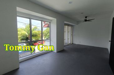 Taman Cassia Tengah @ Batu Kawan 2-Sty Terraced Renovated 1233sqft 2R2B For Sale