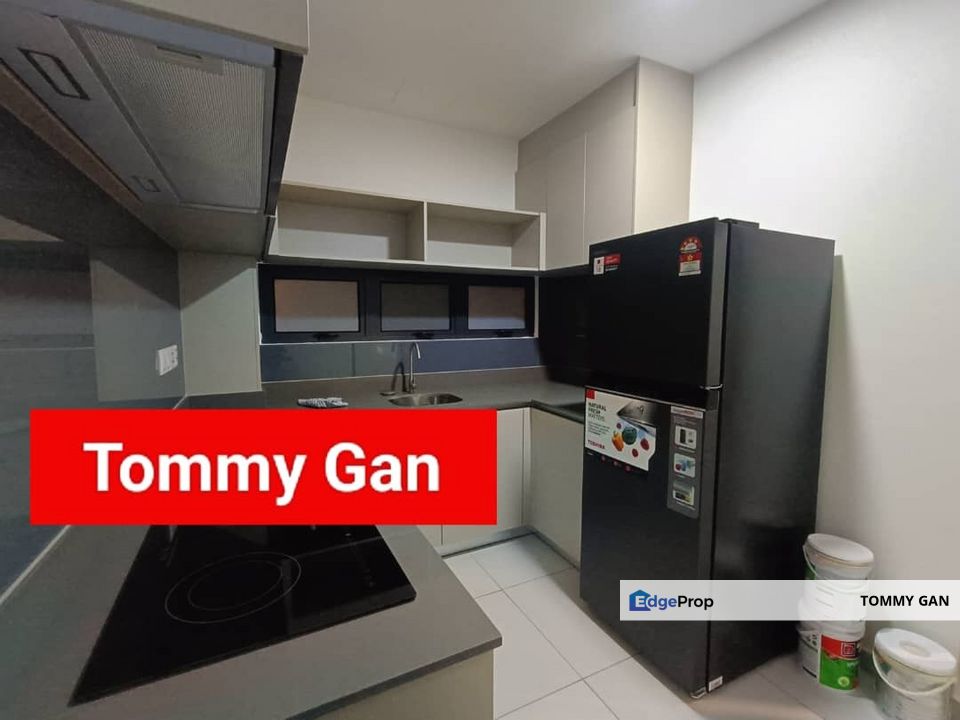 Sinaran Residences @ Utropolis Brand New High Floor 3R2B Fully furnished, Penang, Batu Kawan