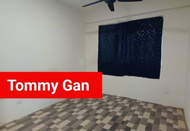 Pangsapuri Suria Apartment For Sale in Batu Kawan 800Sqft Leasehold Hot Renting