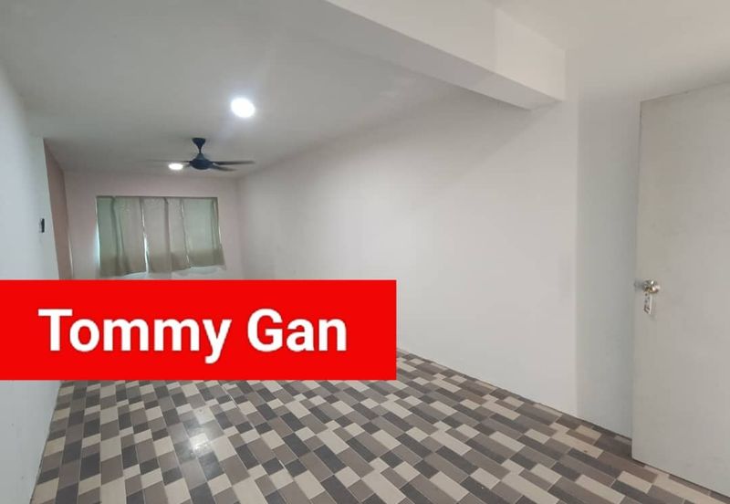 Pangsapuri Suria Apartment For Sale in Batu Kawan 800Sqft Leasehold Hot Renting