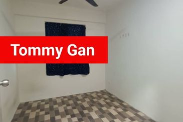 Pangsapuri Suria Apartment For Sale in Batu Kawan 800Sqft Leasehold Hot Renting