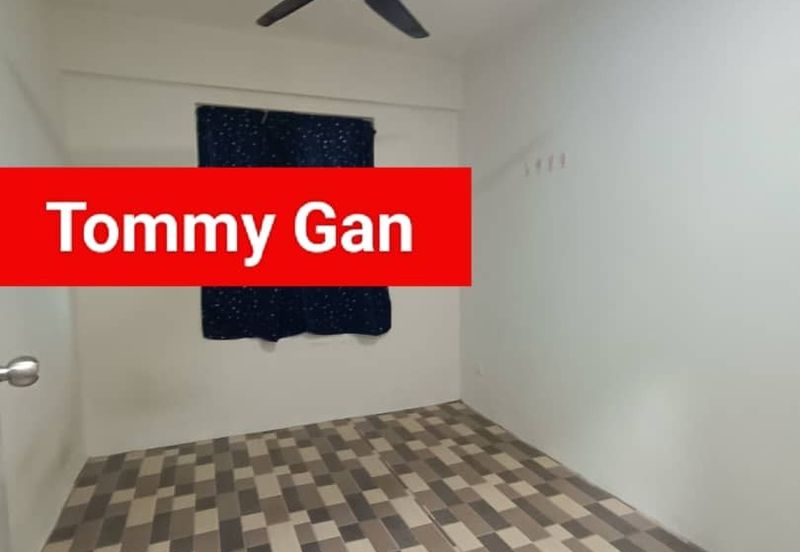 Pangsapuri Suria Apartment For Sale in Batu Kawan 800Sqft Leasehold Hot Renting