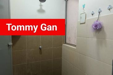 Pangsapuri Suria Apartment For Sale in Batu Kawan 800Sqft Leasehold Hot Renting