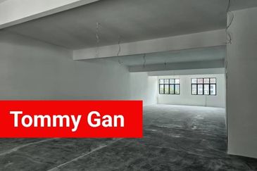 Sinaran Avenue @ Batu Kawan 2-storey Commercial Shoplot 1928sqft Ground Floor For Rent