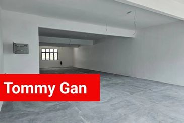 Sinaran Avenue @ Batu Kawan 2-storey Commercial Shoplot 1928sqft Ground Floor For Rent