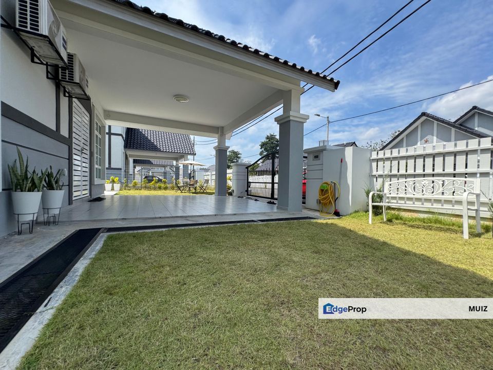 Banglo 1.5 Tingkat Taman Anjung Gapam Ayer Keroh Melaka (Pool) (Unit Non-Bumi) (Fully Furnished) , Melaka, Ayer Keroh