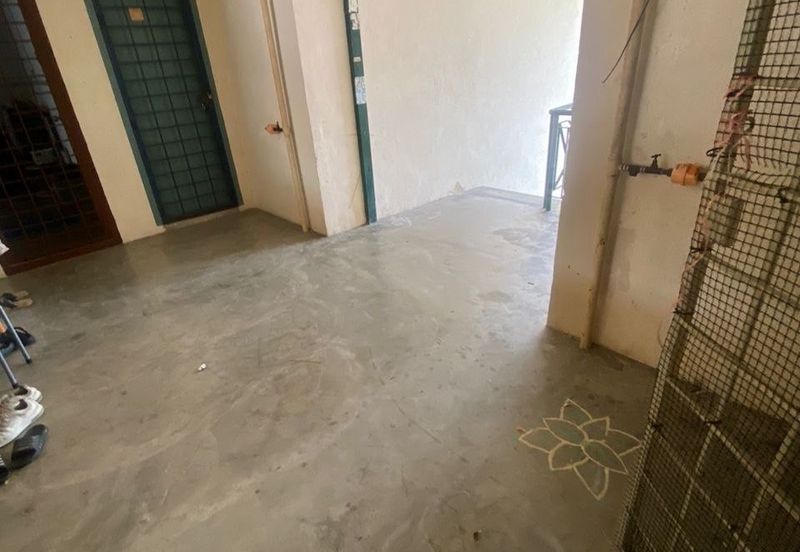 RUMAH PANGSA DAHLIA COURT