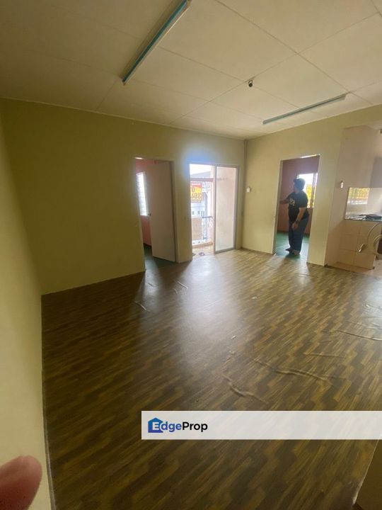 APARTMENT DAHLIA, GARDEN AVENUE, SEREMBAN 2, NEGERI SEMBILAN, Negeri Sembilan, Seremban