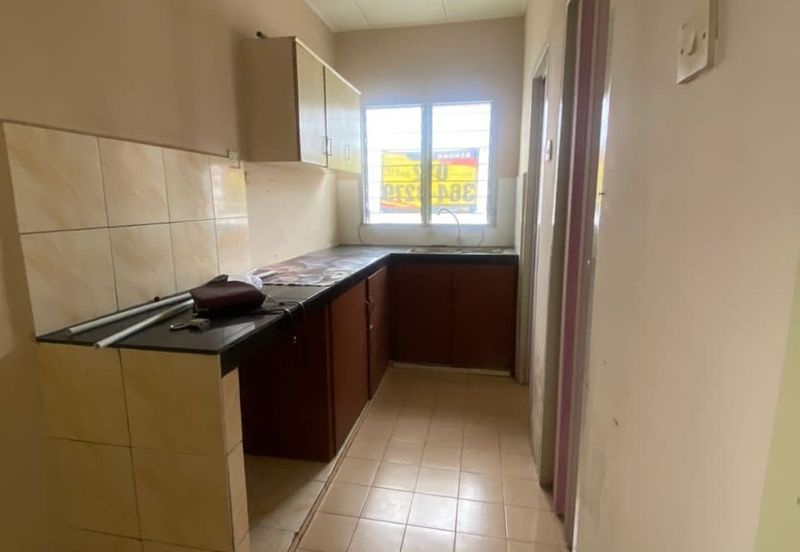 RUMAH PANGSA DAHLIA COURT