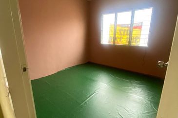 RUMAH PANGSA DAHLIA COURT