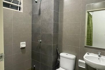 NILAI IMPIAN (LAMAN AZALEA)