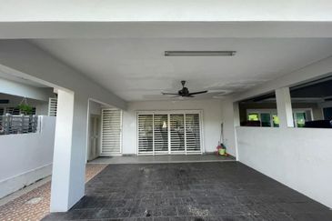 NILAI IMPIAN (LAMAN AZALEA)