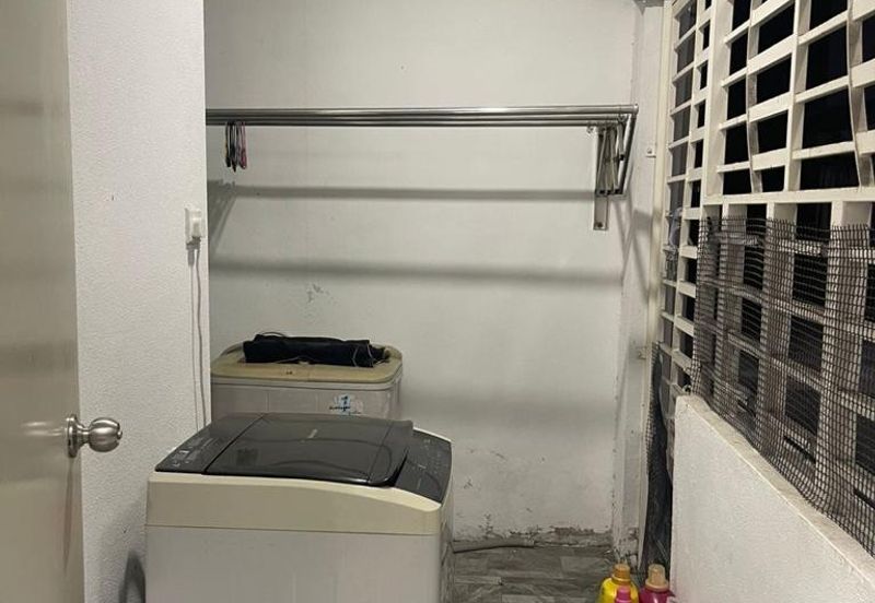 NILAI IMPIAN (LAMAN AZALEA)