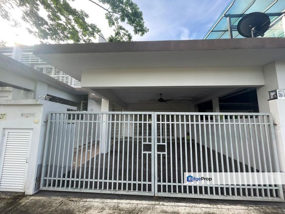 Double Storey Laman Azalea Nilai Impian FACING OPEN RENOVATED For Sale, Negeri Sembilan, Seremban