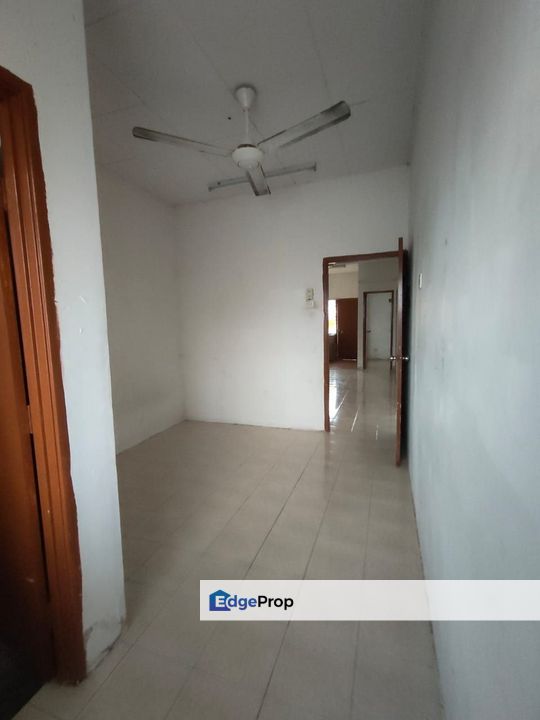 Single Storey Taman Nusari Bayu 1 Sendayan For Sale , Negeri Sembilan, Seremban