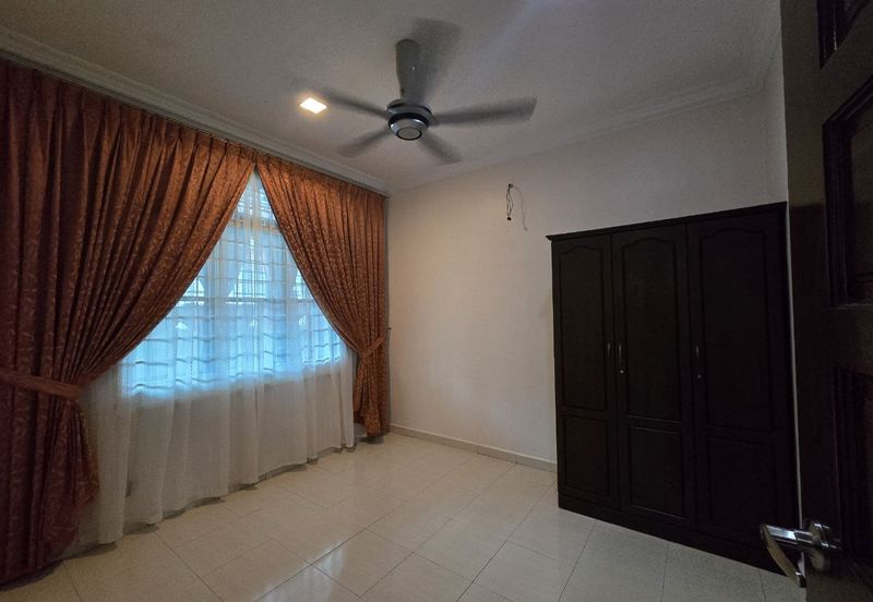 Taman Paya Rumput Utama