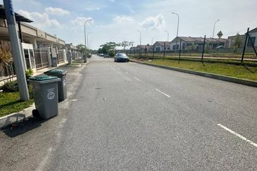 TAMAN BAYU INDERA, LUKUT