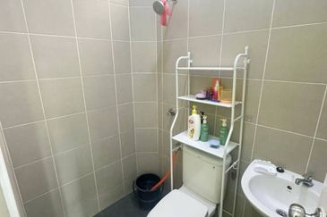 TAMAN BAYU INDERA, LUKUT