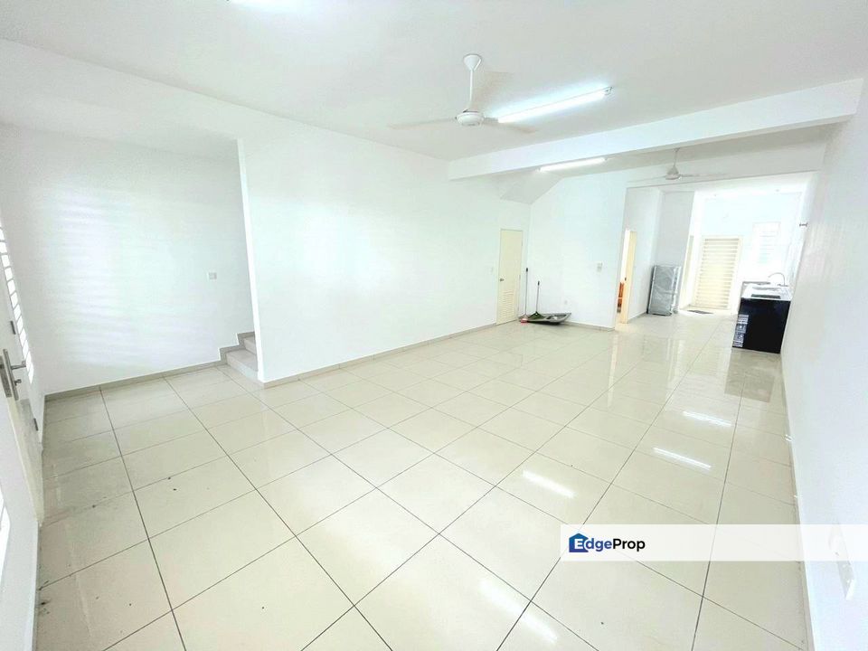 Double Storey Terrace Taman Tiara Sendayan For Sale , Negeri Sembilan, Seremban