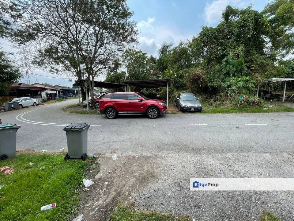 Single Storey Terrace Taman Semarak NIlai For Sale , Negeri Sembilan, Nilai