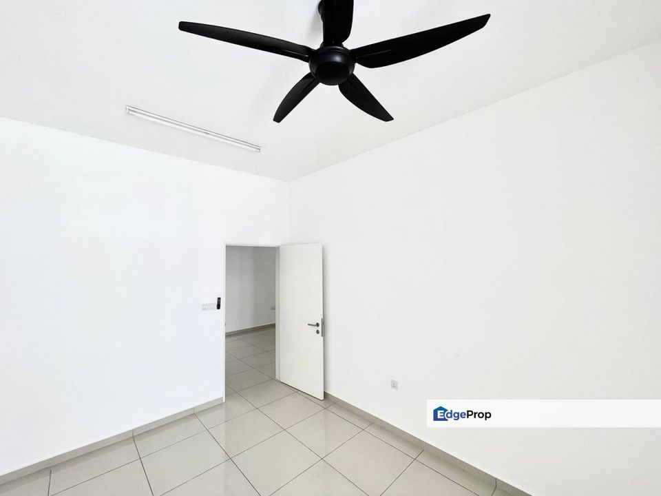 Double Storey Terracr Taman Ara Sendayan For Sale, Negeri Sembilan, Seremban