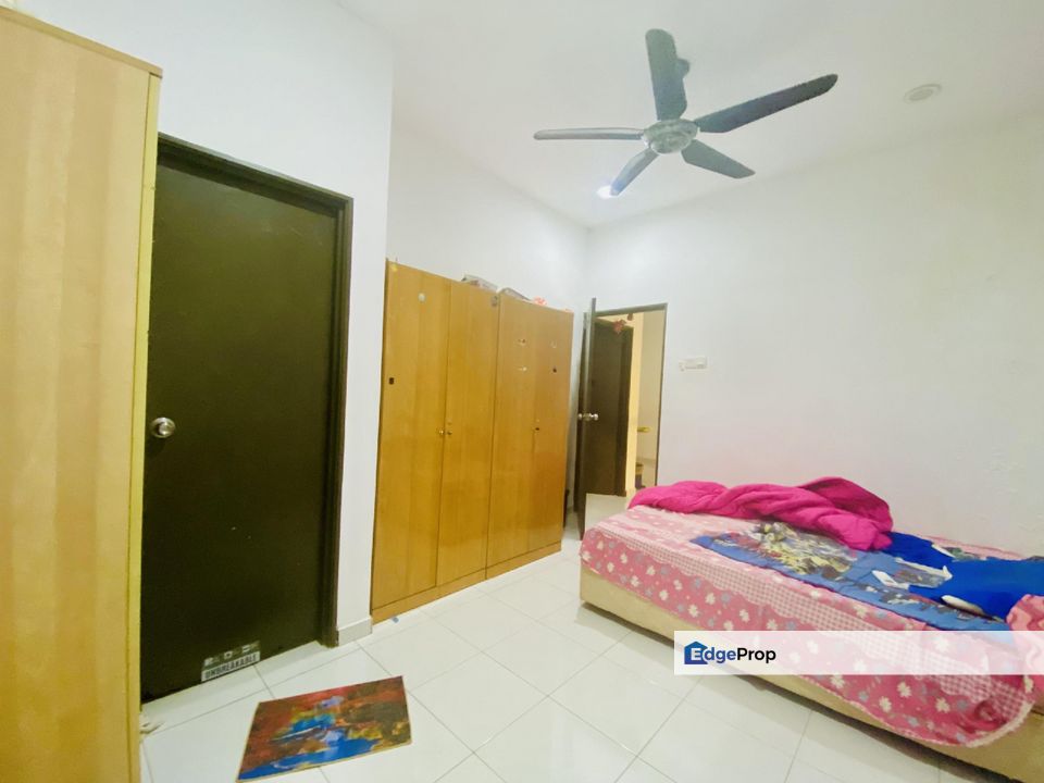 Corner Lot Double Storey Terrace Taman Desa Seringin Nilai 3 For Sale, Negeri Sembilan, Nilai