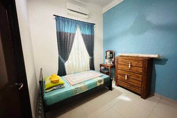 VILA SURIA @ TAMAN WARISAN PUTERI