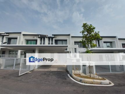 DOUBLE STOREY LAMAN ORKID NILAI WANT TO SELL, Negeri Sembilan, Seremban