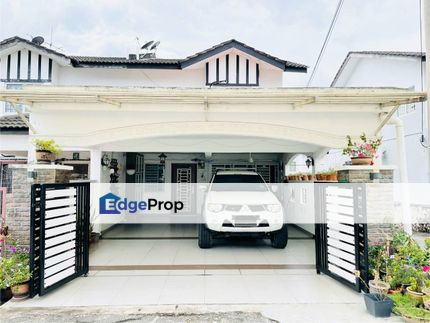 DOUBLE STOREY END LOT TAMAN PINGGIRAN SENAWANG WANT TO SELL, Negeri Sembilan, Seremban